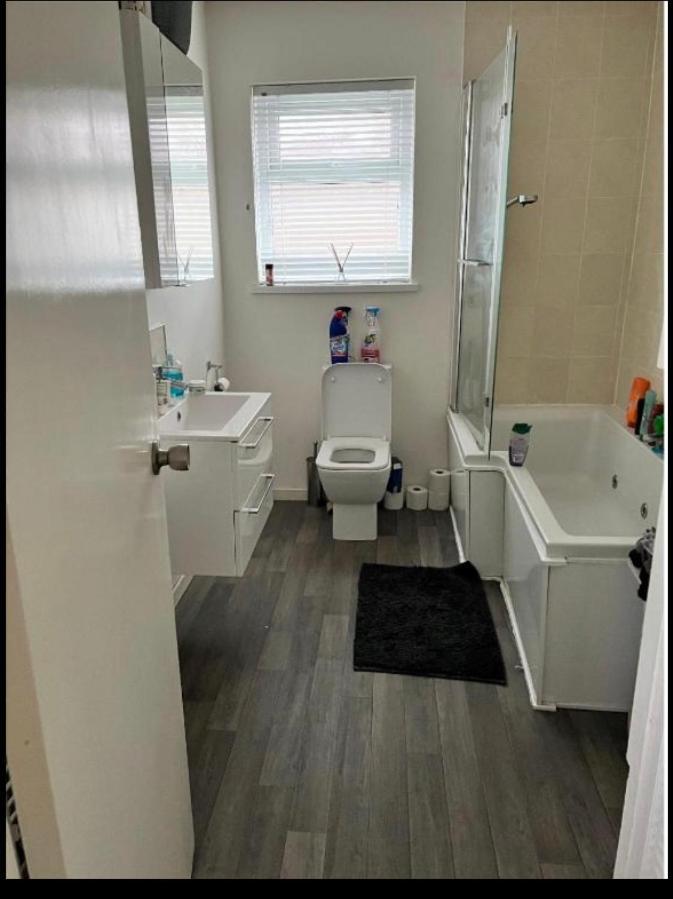 Macs Belfast Single Bedroom 外观 照片